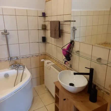 Dom Z Tarasem I Ogrodem Bobrowiczki